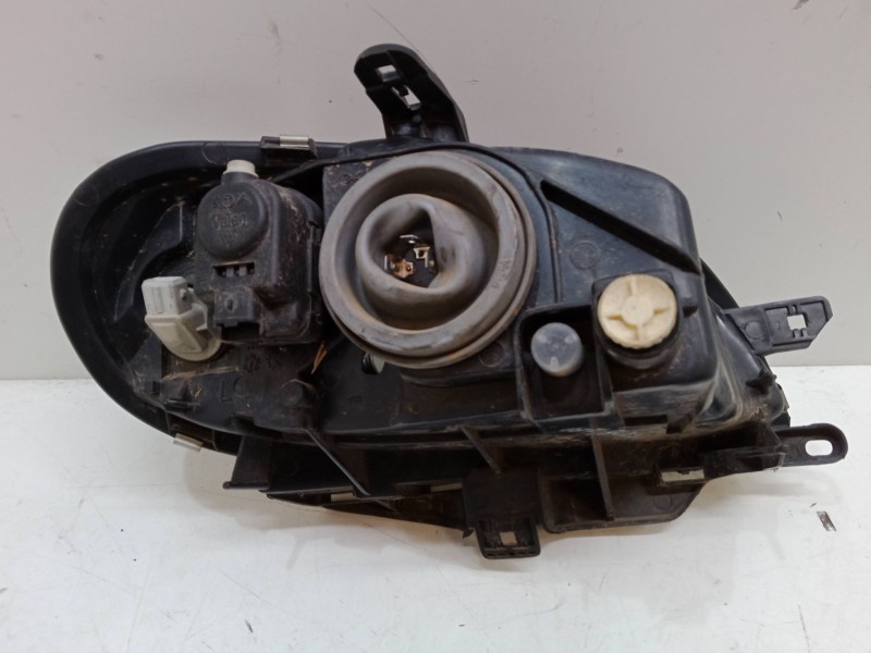 Recambio de faro izquierdo para citroën saxo (s0, s1) 1.5 d referencia OEM IAM   
