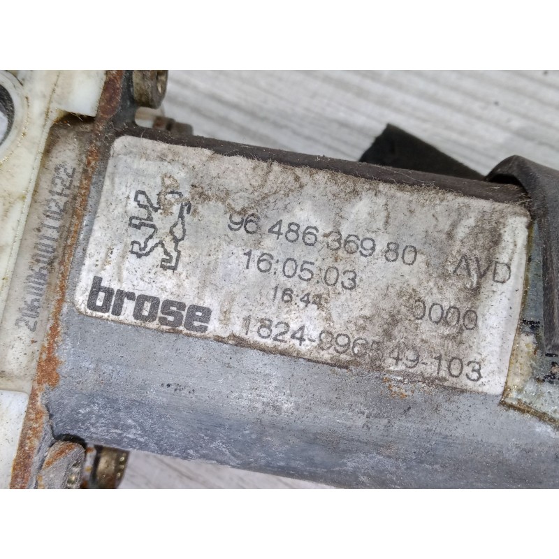 Recambio de elevalunas electrico delantero derecho para peugeot 206 cc (2d) 1.6 16v (2dnfuf, 2dnfur) referencia OEM IAM 96486369