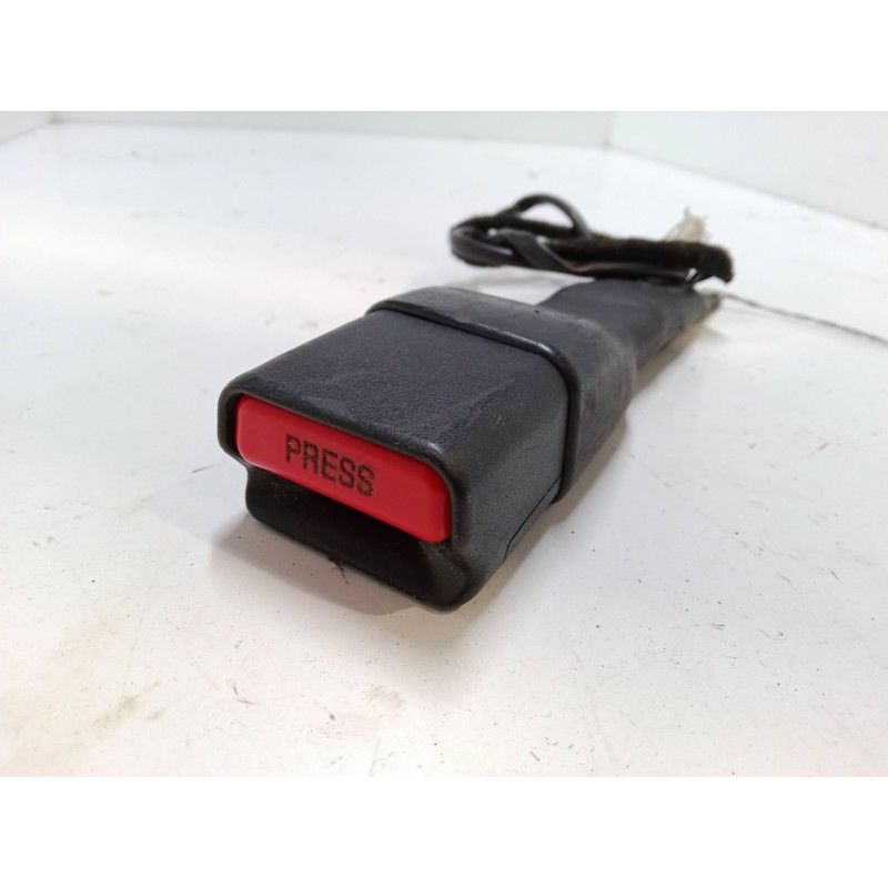 Recambio de anclaje cinturon delantero izquierdo para citroën c1 ii (pa_, ps_) 1.2 vti 82 referencia OEM IAM   