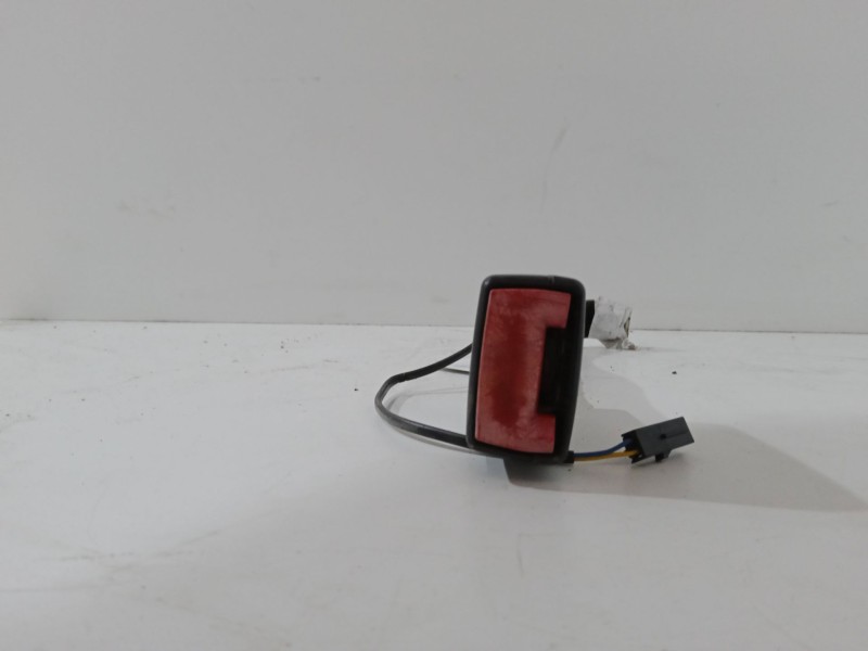 Recambio de anclaje cinturon delantero derecho para seat leon (1p1) 1.9 tdi referencia OEM IAM   