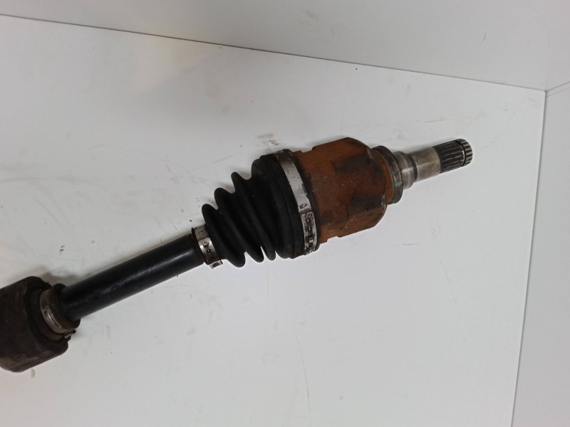 Recambio de transmision delantera derecha para toyota yaris (_p9_) 1.4 d-4d (nlp90_) referencia OEM IAM   