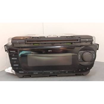 RADIO CD W06J0035153B 