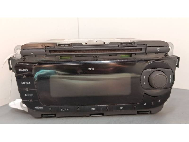 RADIO CD W06J0035153B 