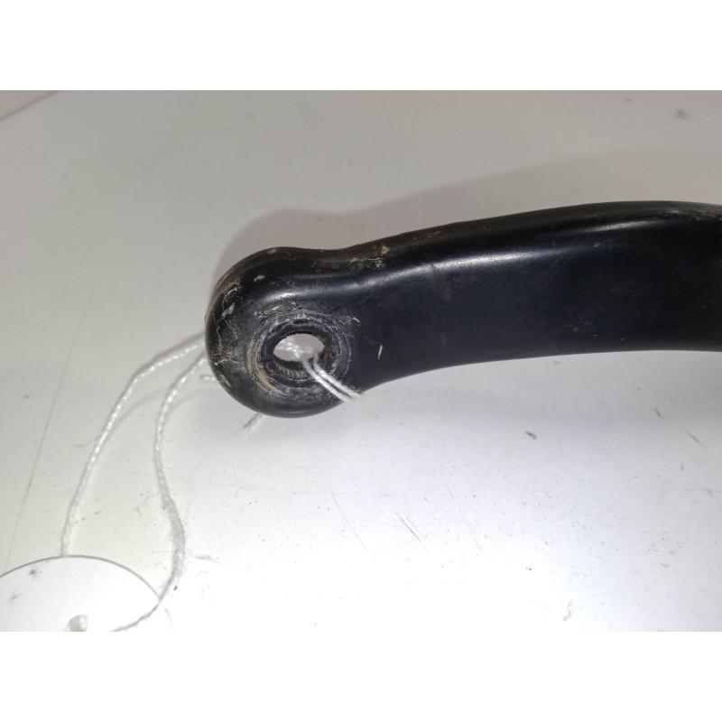 Recambio de brazo limpia delantero izquierdo para opel corsa d (s07) 1.2 (l08, l68) referencia OEM IAM   