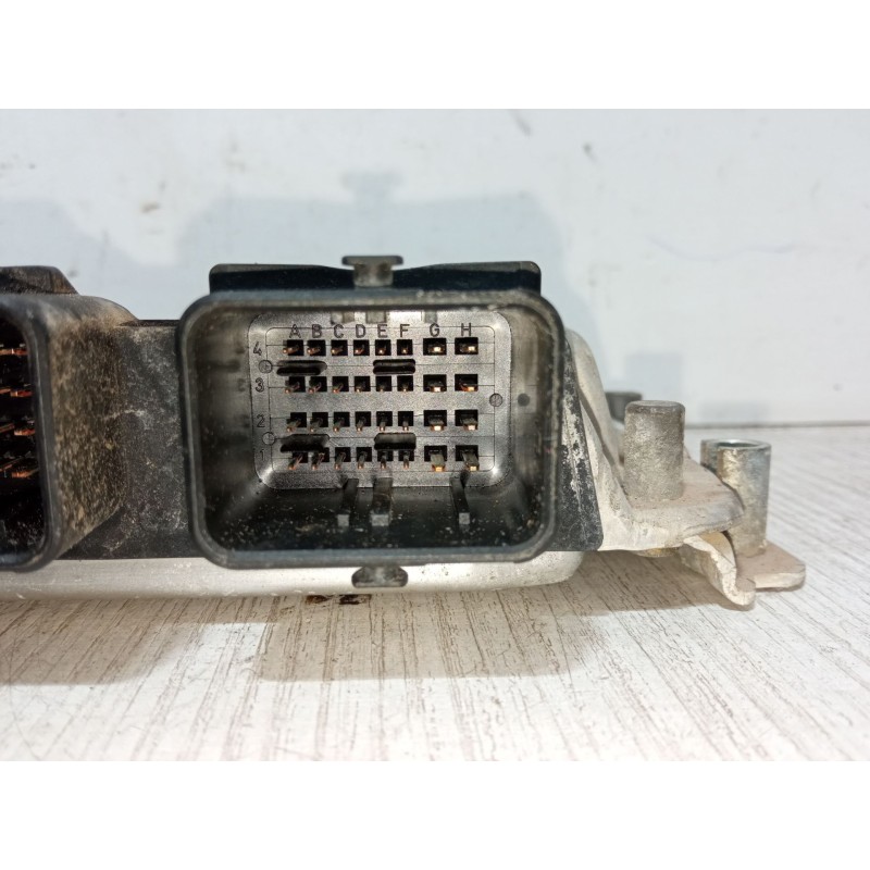 Recambio de centralita motor uce para peugeot 206 cc (2d) 1.6 16v (2dnfuf, 2dnfur) referencia OEM IAM 9648482980 0261208101 9643