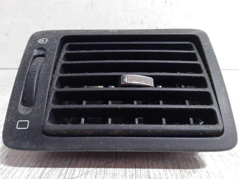 Recambio de aireador izquierdo para peugeot 307 (3a/c) 1.6 16v referencia OEM IAM   