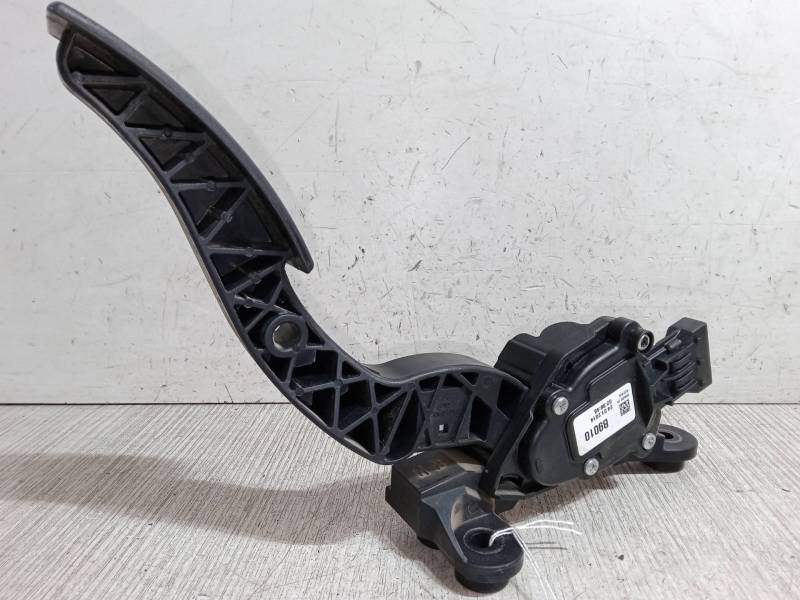 PEDAL ACELERADOR 