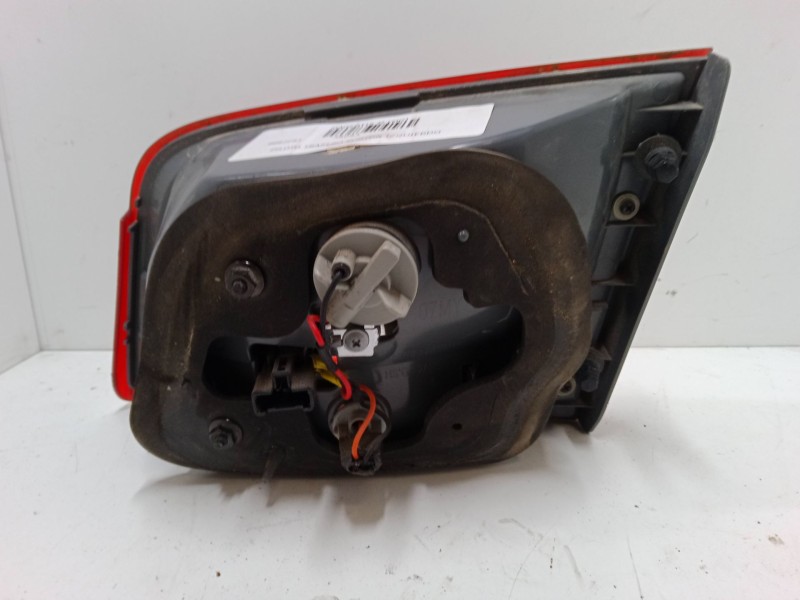 Recambio de piloto trasero porton izquierdo para kia magentis ii (mg) 2.0 referencia OEM IAM   