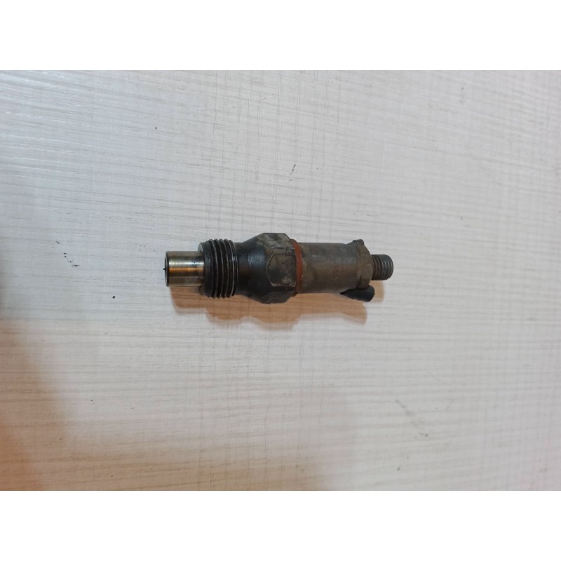 Recambio de inyector para renault clio ii (bb_, cb_) 1.9 d (b/cb0e, bb0j) referencia OEM IAM LCR6735405 18CSF Lucas