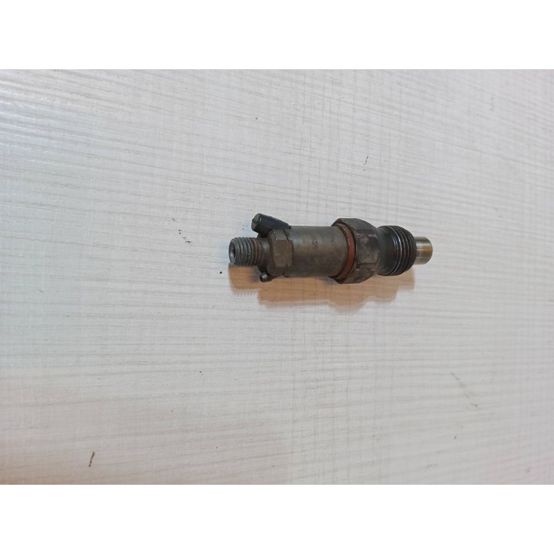 Recambio de inyector para renault clio ii (bb_, cb_) 1.9 d (b/cb0e, bb0j) referencia OEM IAM LCR6735405 18CSF Lucas