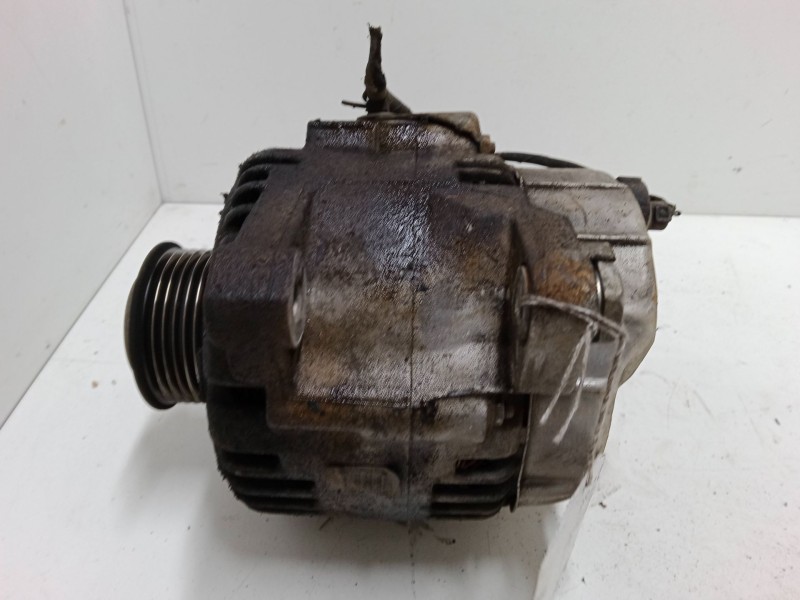 Recambio de alternador para kia magentis ii (mg) 2.0 referencia OEM IAM 3730025301  