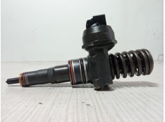 Recambio de inyector para seat ibiza iii (6l1) 1.9 tdi referencia OEM IAM 038130073AJ BTD 31517 DE 
