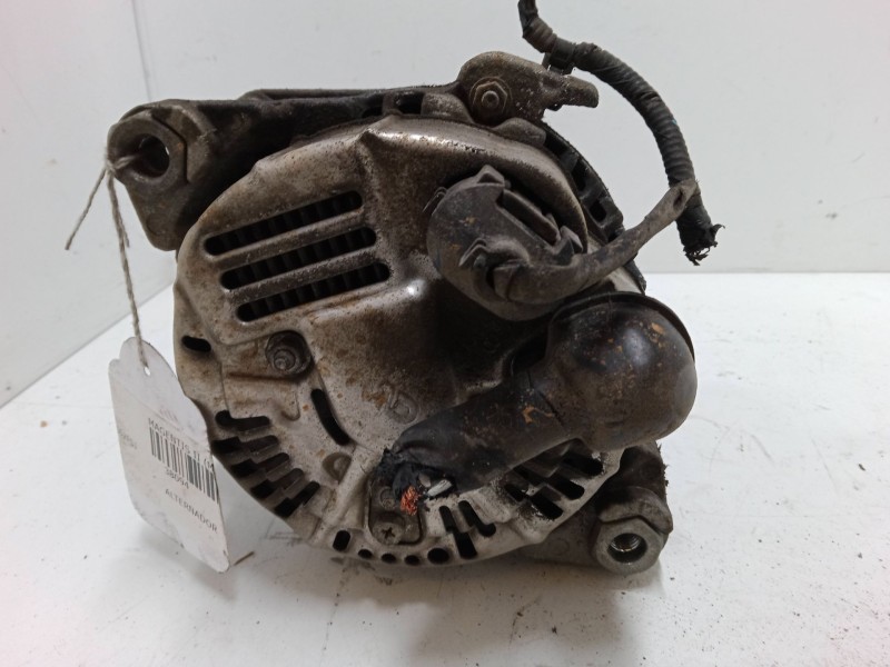 Recambio de alternador para kia magentis ii (mg) 2.0 referencia OEM IAM 3730025301  