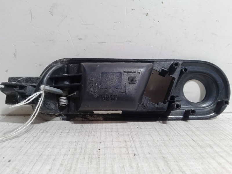 Recambio de maneta interior puerta delantera derecha para seat ibiza iii (6l1) 1.4 tdi referencia OEM IAM   