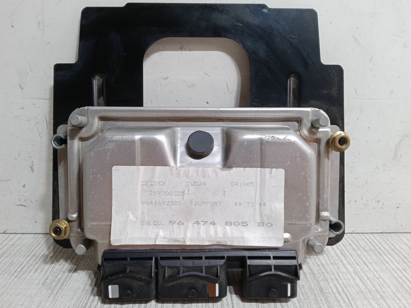 Recambio de centralita motor uce para peugeot 307 (3a/c) 1.6 16v referencia OEM IAM 9638765680 0261206943 9647480580