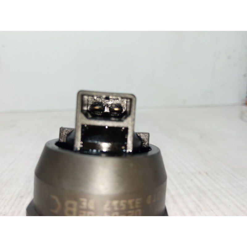Recambio de inyector para seat ibiza iii (6l1) 1.9 tdi referencia OEM IAM 038130073AJ BTD 31517 DE 