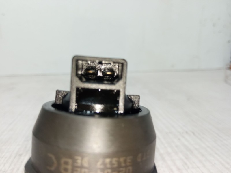 Recambio de inyector para seat ibiza iii (6l1) 1.9 tdi referencia OEM IAM 038130073AJ BTD 31517 DE 