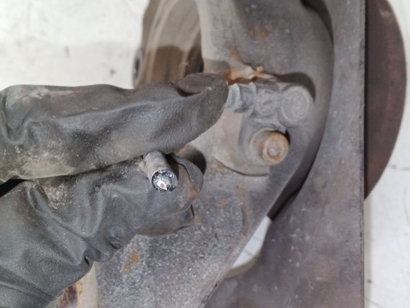 Recambio de mangueta delantera izquierda para opel corsa d (s07) 1.2 (l08, l68) referencia OEM IAM   