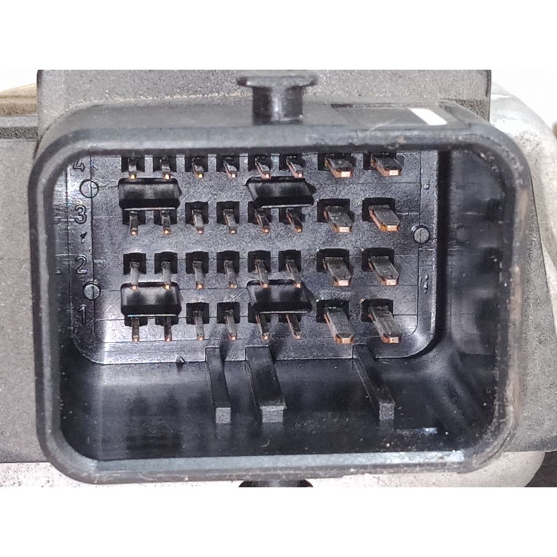 Recambio de centralita motor uce para peugeot 307 (3a/c) 1.6 16v referencia OEM IAM 9638765680 0261206943 9647480580