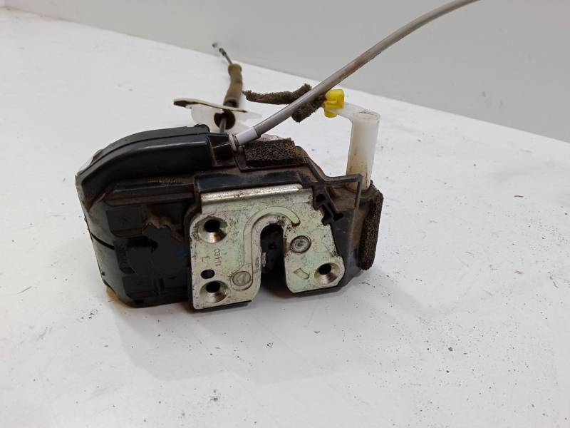 CERRADURA PUERTA DELANTERA IZQUIERDA 