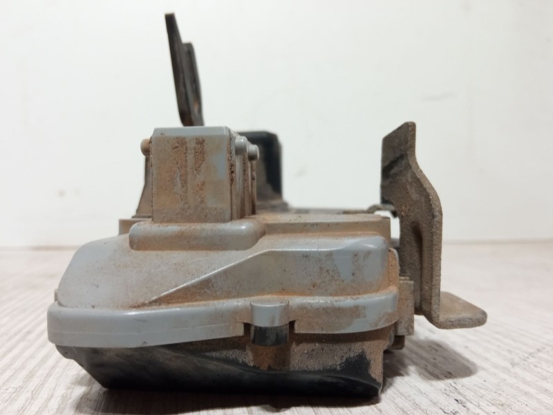 Recambio de cerradura puerta delantera derecha para citroën xsara (n1) 1.9 d referencia OEM IAM   