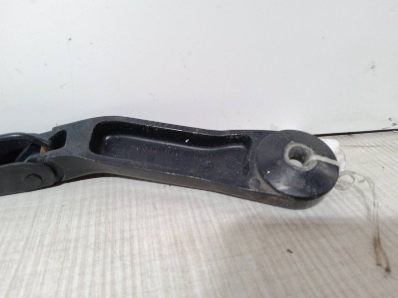 Recambio de brazo limpia delantero derecho para opel meriva a monospace (x03) 1.6 (e75) referencia OEM IAM   