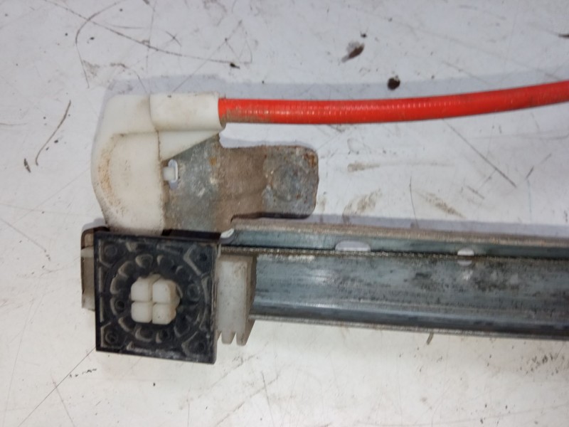 Recambio de elevalunas electrico delantero izquierdo para citroën saxo (s0, s1) 1.4 vts referencia OEM IAM   