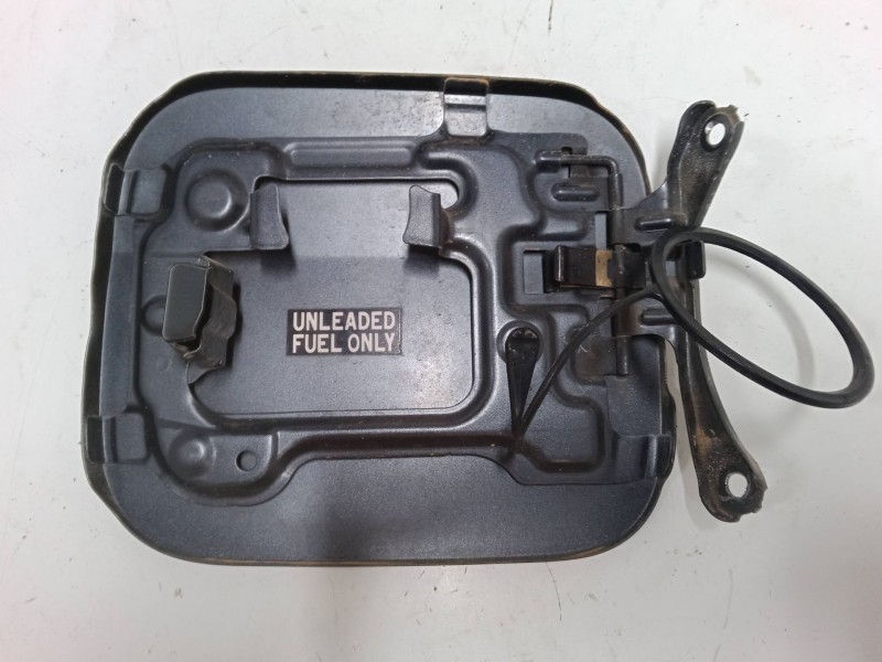 Recambio de tapa exterior combustible para lexus rx (_u3_) 300 (mcu35_) referencia OEM IAM   