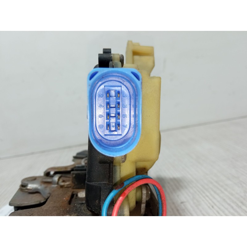 Recambio de cerradura puerta delantera derecha para seat ibiza iii (6l1) 1.4 tdi referencia OEM IAM 993019-01  