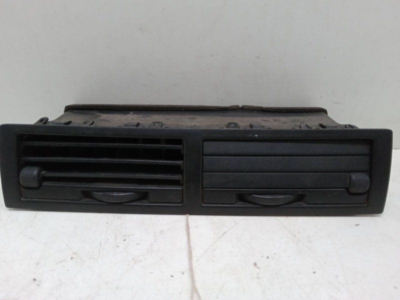 Recambio de aireador central para mazda 2 (dy) 1.4 cd referencia OEM IAM   