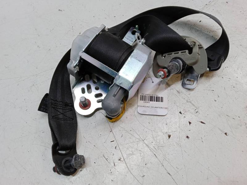 CINTURON SEGURIDAD DELANTERO DERECHO 