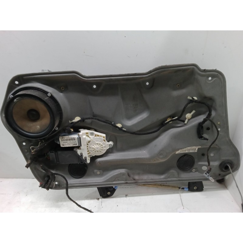 Recambio de elevalunas electrico delantero izquierdo para volkswagen golf iv (1j1) 2.0 referencia OEM IAM   