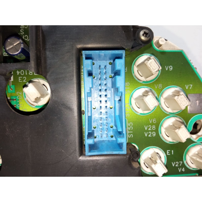 Recambio de cuadro instrumentos para citroën xsara (n1) 1.9 d referencia OEM IAM 21625583-0 21625582-2 