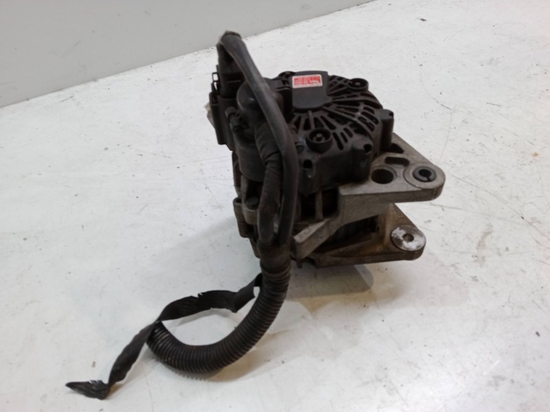 Recambio de alternador para hyundai getz (tb) 1.4 i referencia OEM IAM A0002655023  3730022650