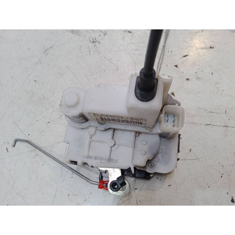 Recambio de cerradura puerta delantera izquierda para fiat 500 (312_) 0.9 (312axg1a, 312.axg11) referencia OEM IAM 52004012  