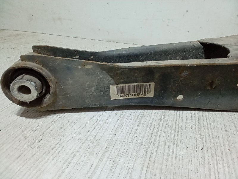 Recambio de brazo suspension inferior trasero derecho para audi a3 sportback (8pa) 1.6 fsi referencia OEM IAM   