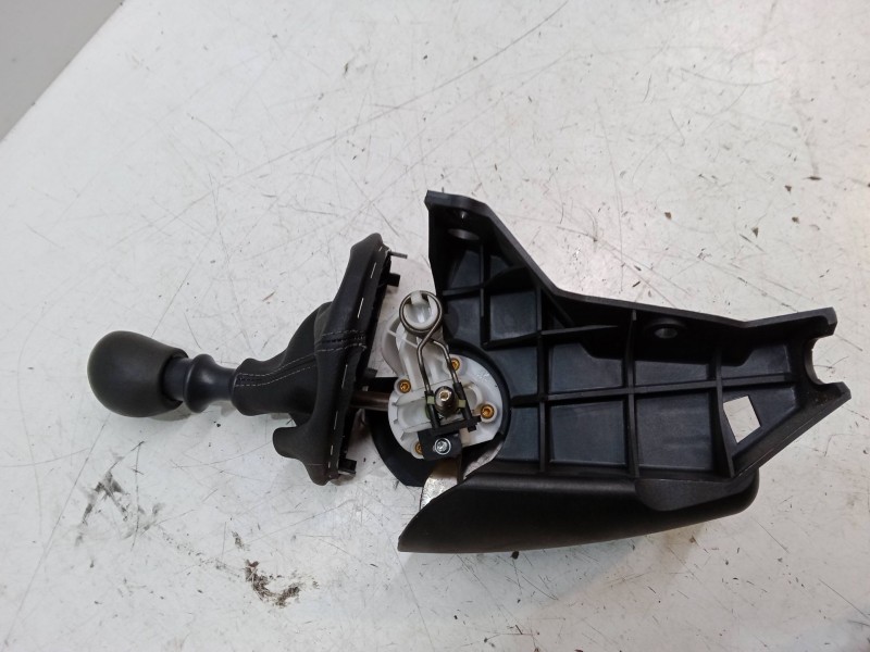 Recambio de palanca cambio para renault master ii furgoneta (fd) 2.5 dci 120 referencia OEM IAM   