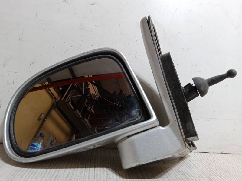 Recambio de retrovisor izquierdo para hyundai atos (mx) 1.1 referencia OEM IAM   