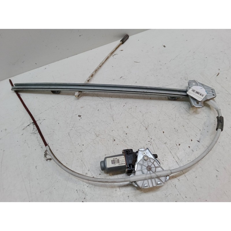 Recambio de elevalunas electrico delantero derecho para renault master ii furgoneta (fd) 2.5 dci 120 referencia OEM IAM   