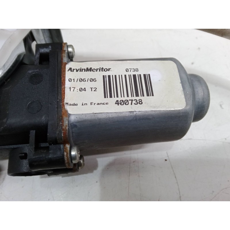 Recambio de elevalunas electrico delantero derecho para renault master ii furgoneta (fd) 2.5 dci 120 referencia OEM IAM   