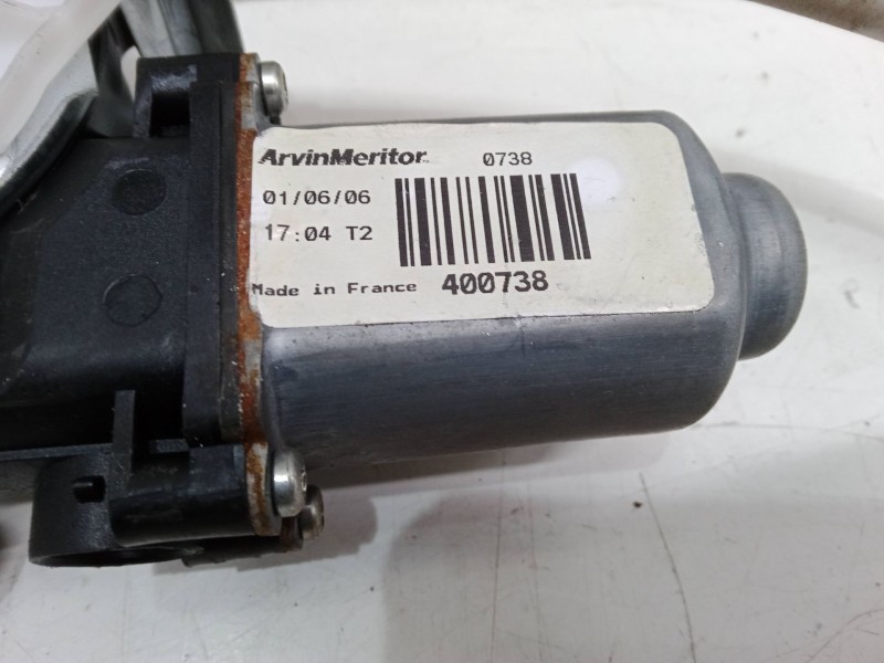 Recambio de elevalunas electrico delantero derecho para renault master ii furgoneta (fd) 2.5 dci 120 referencia OEM IAM   