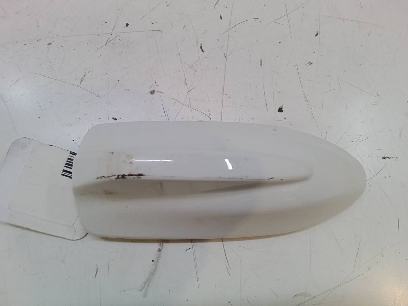 Recambio de antena para volvo v40 hatchback (525) d2 referencia OEM IAM 31409876  