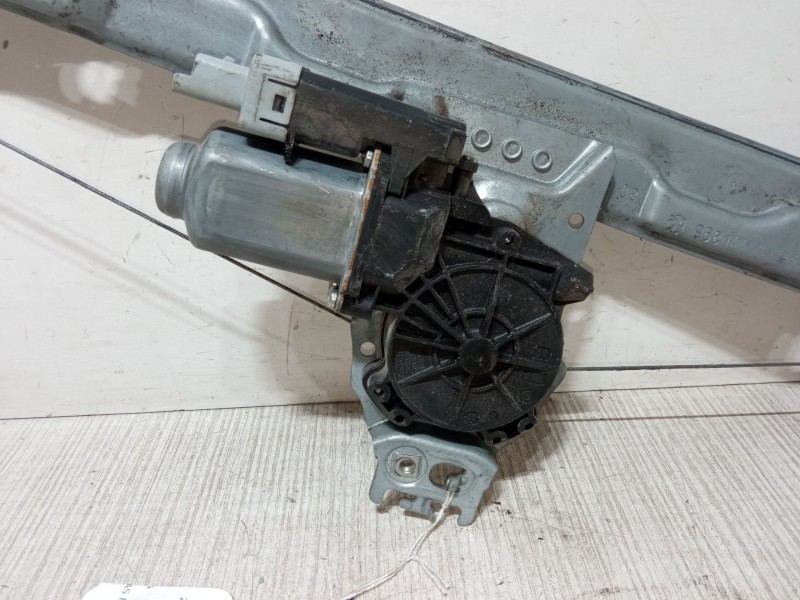 Recambio de elevalunas electrico delantero izquierdo para peugeot 207/207+ (wa_, wc_) 1.4 16v referencia OEM IAM 400917L  