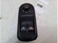 Recambio de mando elevalunas delantero izquierdo para renault master ii furgoneta (fd) 2.5 dci 120 referencia OEM IAM   