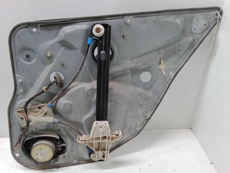 Recambio de elevalunas trasero izquierdo para seat ibiza iii (6l1) 1.9 tdi referencia OEM IAM 6L4839751B  