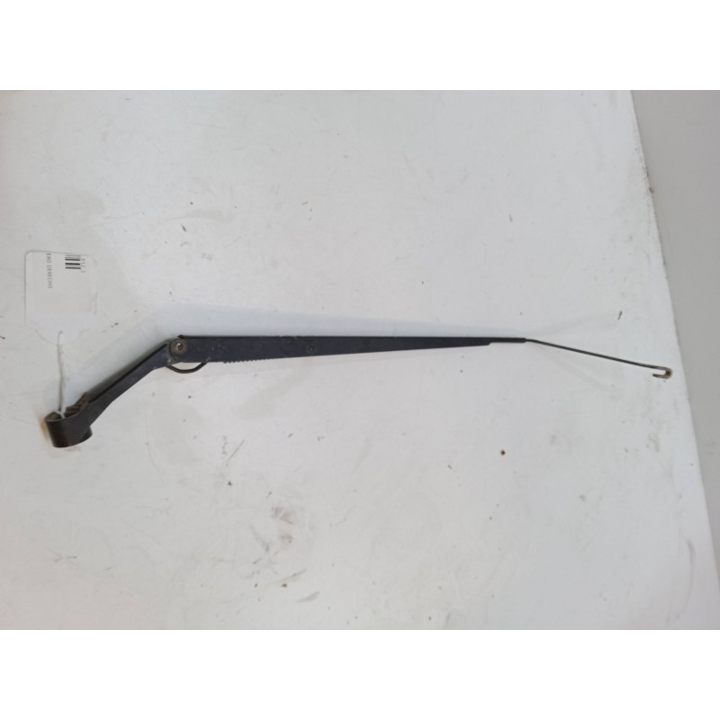 Recambio de brazo limpia delantero derecho para toyota corolla verso (_e12_) 1.6 vvt-i (zze121_) referencia OEM IAM   