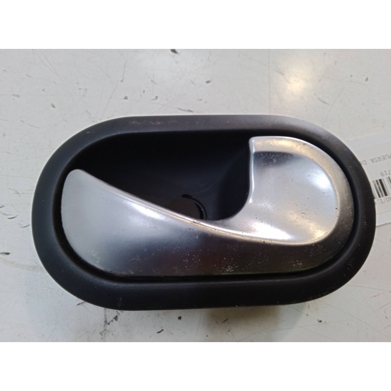 Recambio de maneta interior puerta delantera derecha para renault clio iii (br0/1, cr0/1) 1.4 16v referencia OEM IAM   