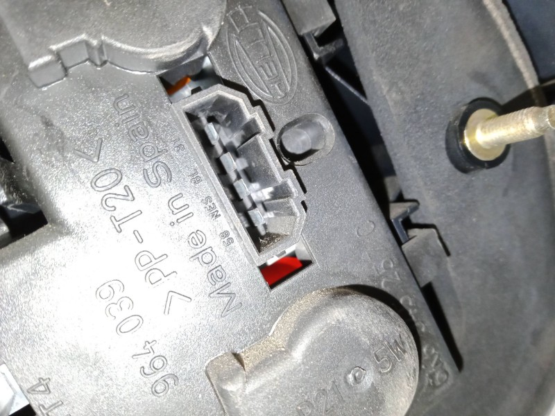 Recambio de piloto trasero izquierdo para seat ibiza ii (6k1) 1.4 i referencia OEM IAM   