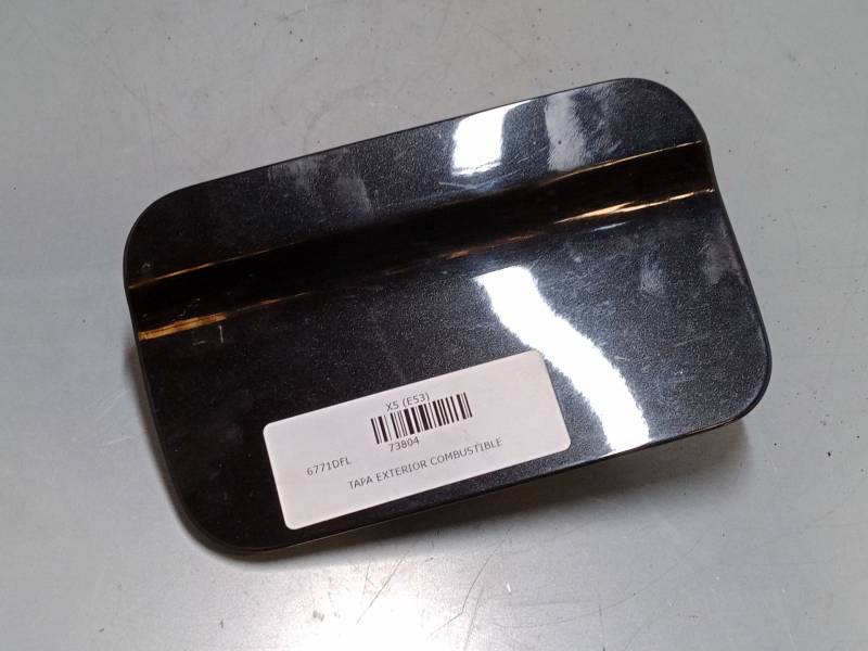 TAPA EXTERIOR COMBUSTIBLE 