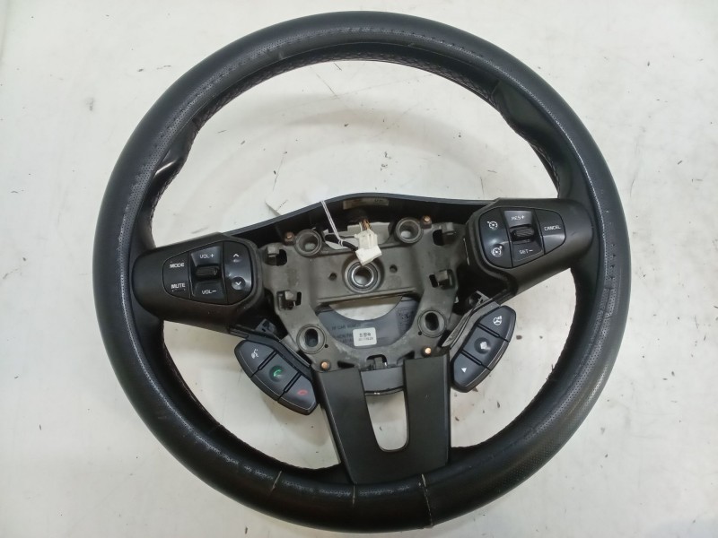 Recambio de volante multifincion para kia carens iv 1.7 crdi referencia OEM IAM   